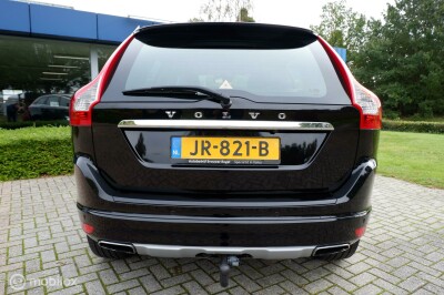 Volvo-XC60-11