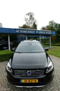 Volvo-XC60-25