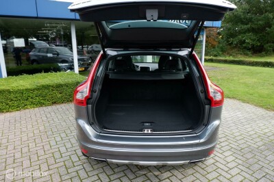 Volvo-XC60-16